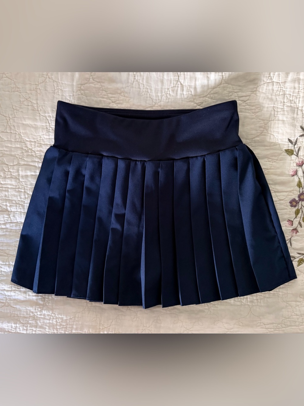Old Navy Active Navy Pleated Tennis/Golf Skort